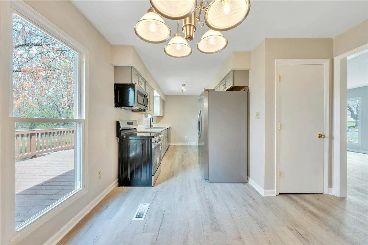 3440 Belle AVE NE - Photo 13