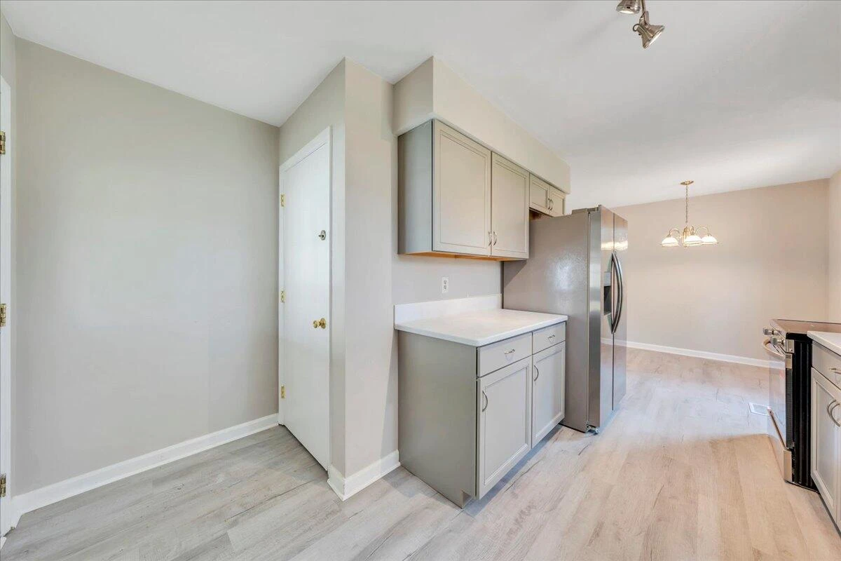 3440 Belle AVE NE - Photo 15