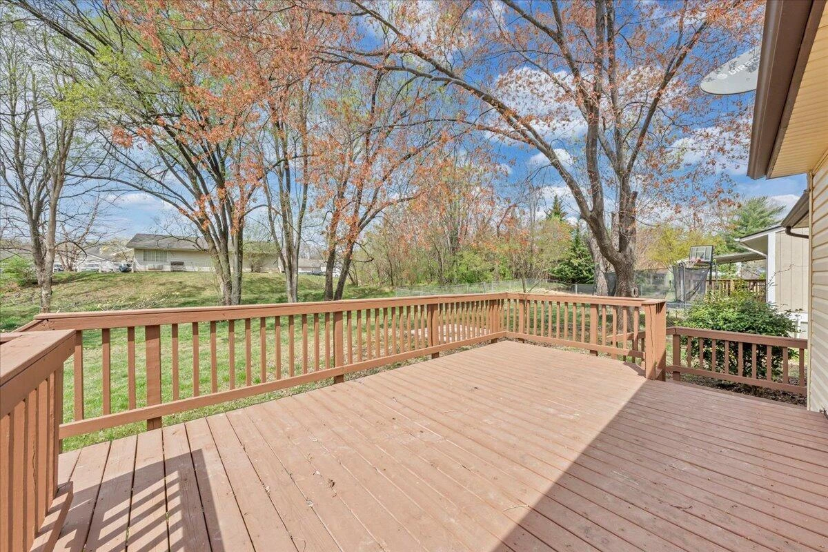 3440 Belle AVE NE - Photo 31
