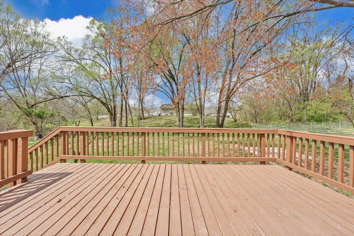 3440 Belle AVE NE - Photo 32