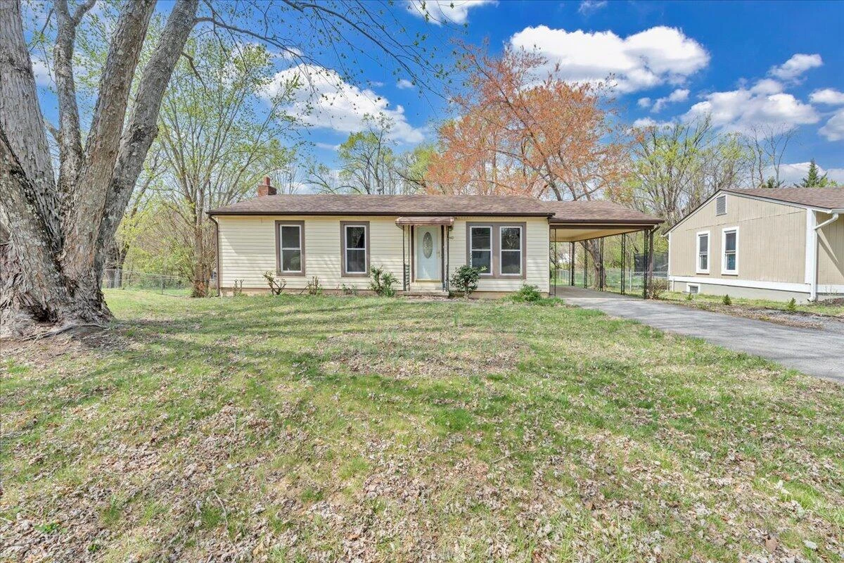 3440 Belle AVE NE - Photo 39