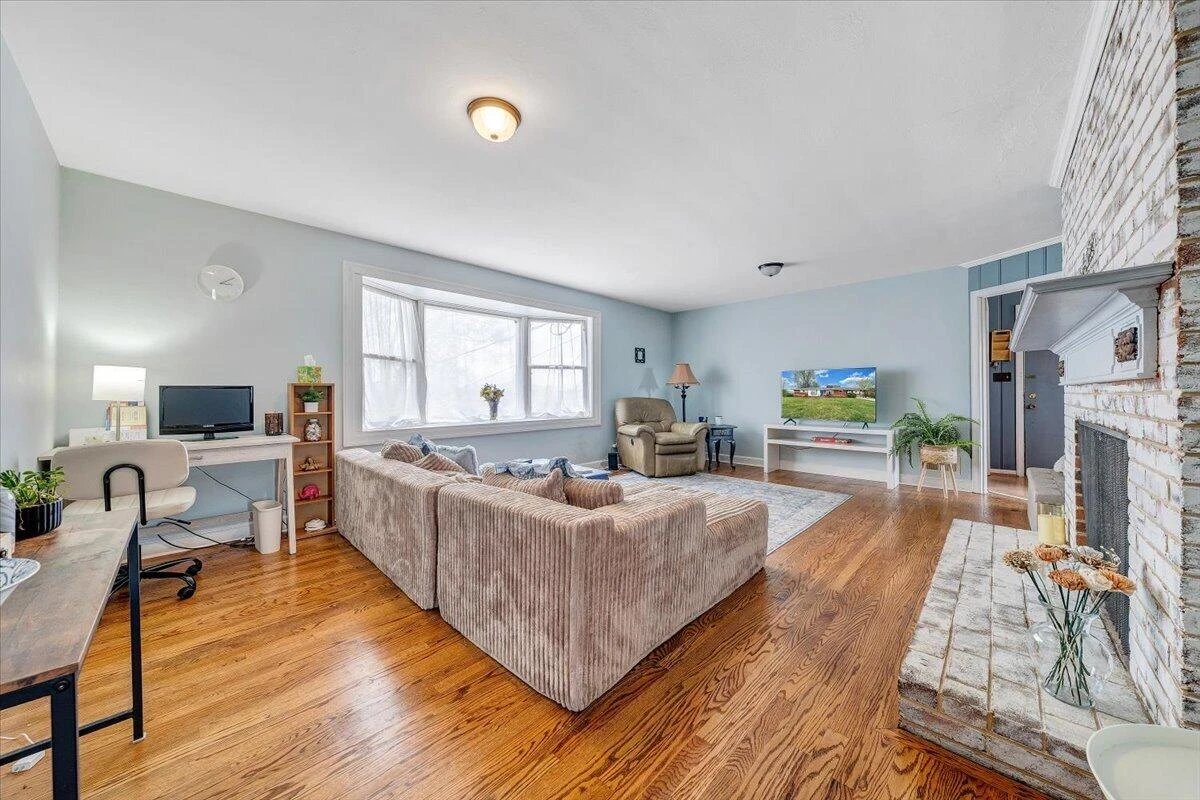 2753 Wilshire AVE SW - Photo 19