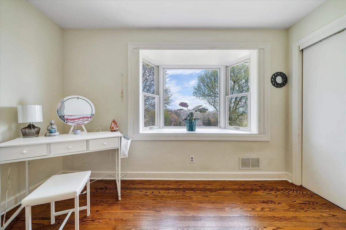2753 Wilshire AVE SW - Photo 31