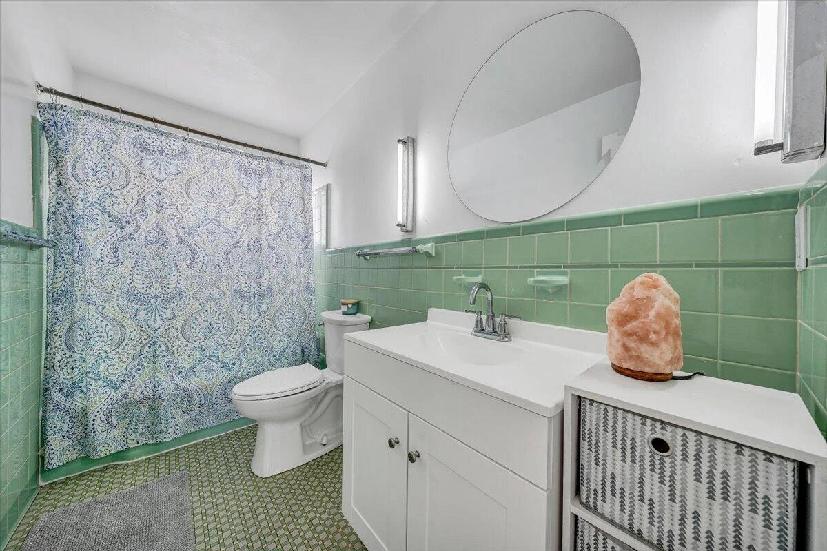 2753 Wilshire AVE SW - Photo 34