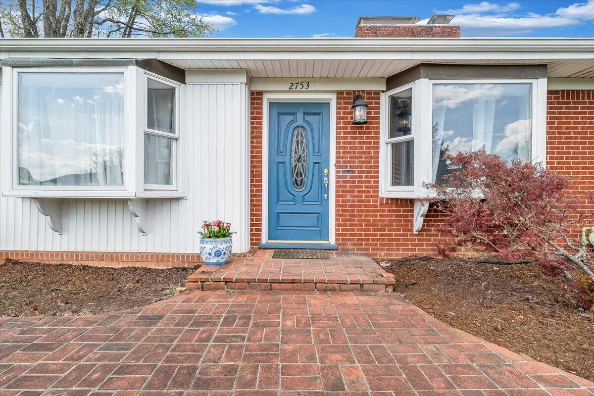 2753 Wilshire AVE SW - Photo 5