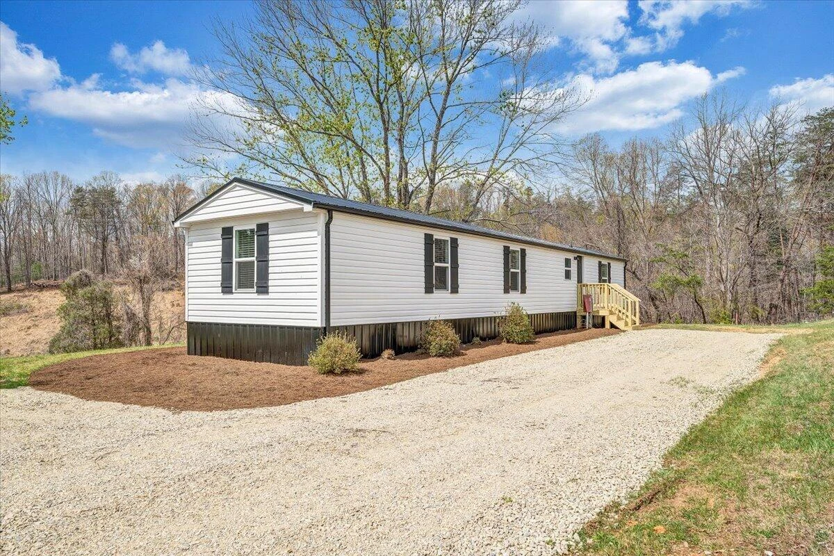 1993 Boones Mill RD - Photo 2