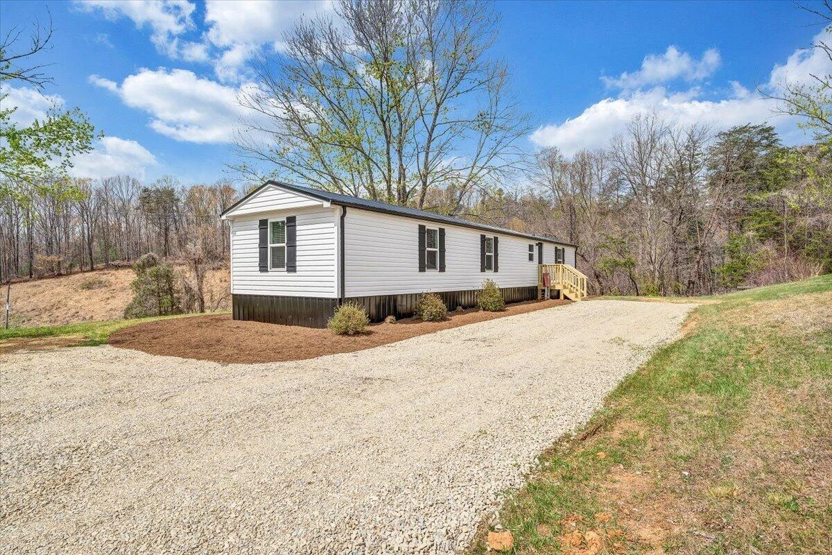 1993 Boones Mill RD - Photo 38