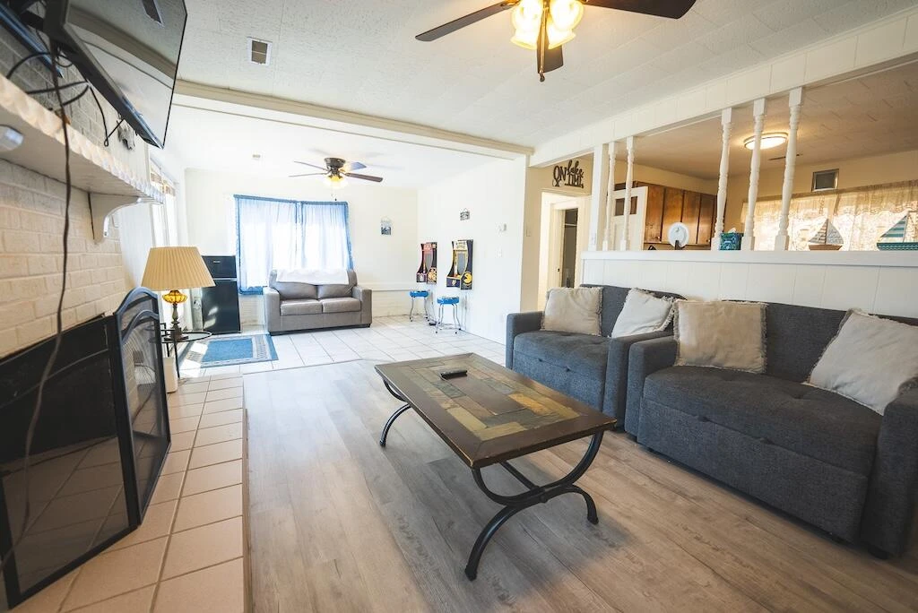 6321 W H Smith DR - Photo 18