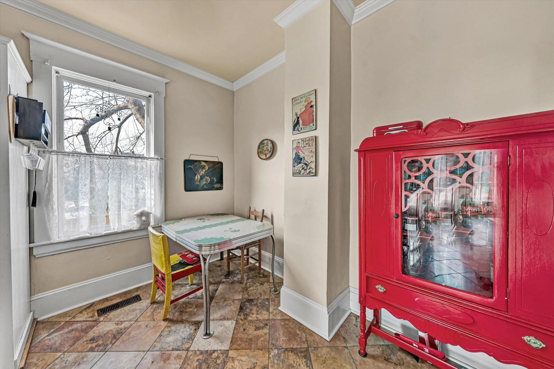 346 Allison AVE SW - Photo 9