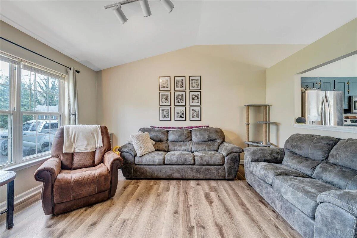 4926 Northwood DR NW - Photo 6