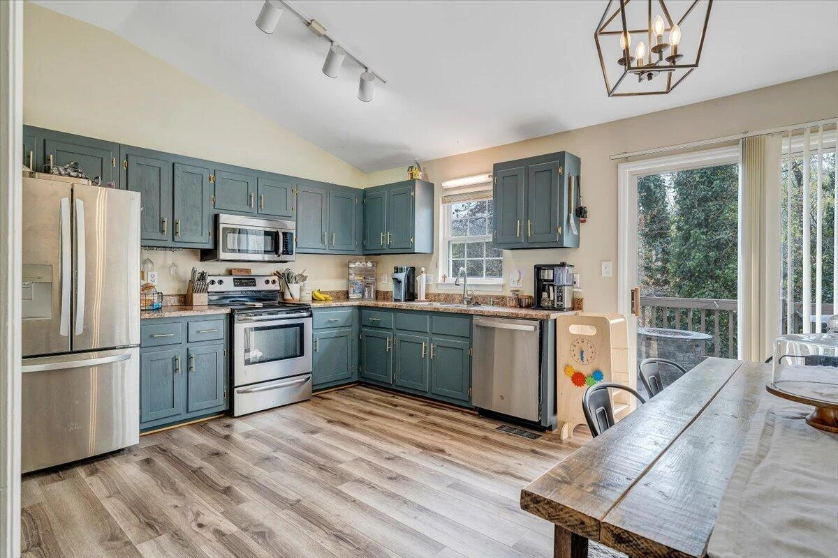 4926 Northwood DR NW - Photo 9