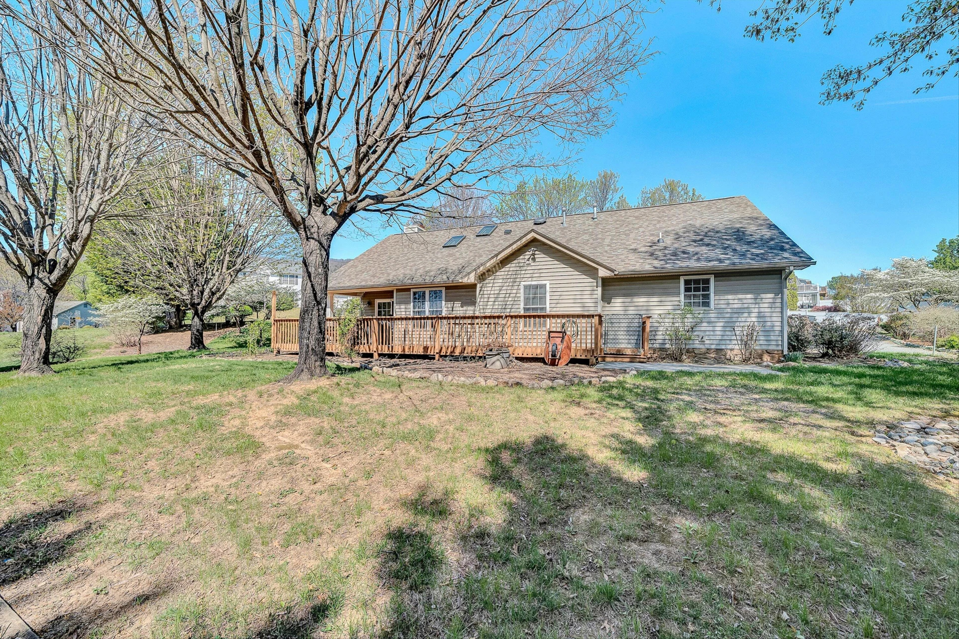 5610 Cortland RD - Photo 34