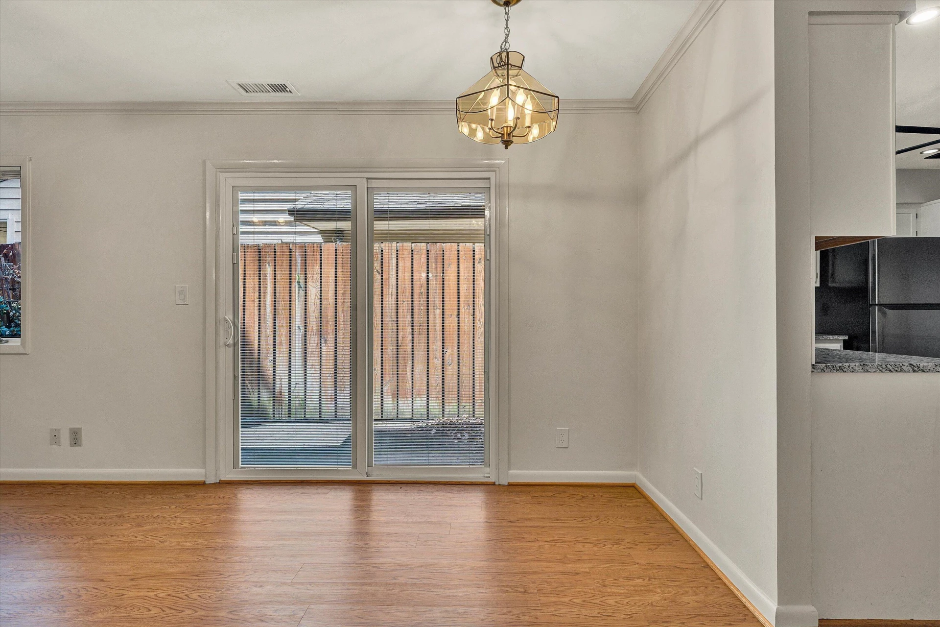 407 Windward DR SW - Photo 11
