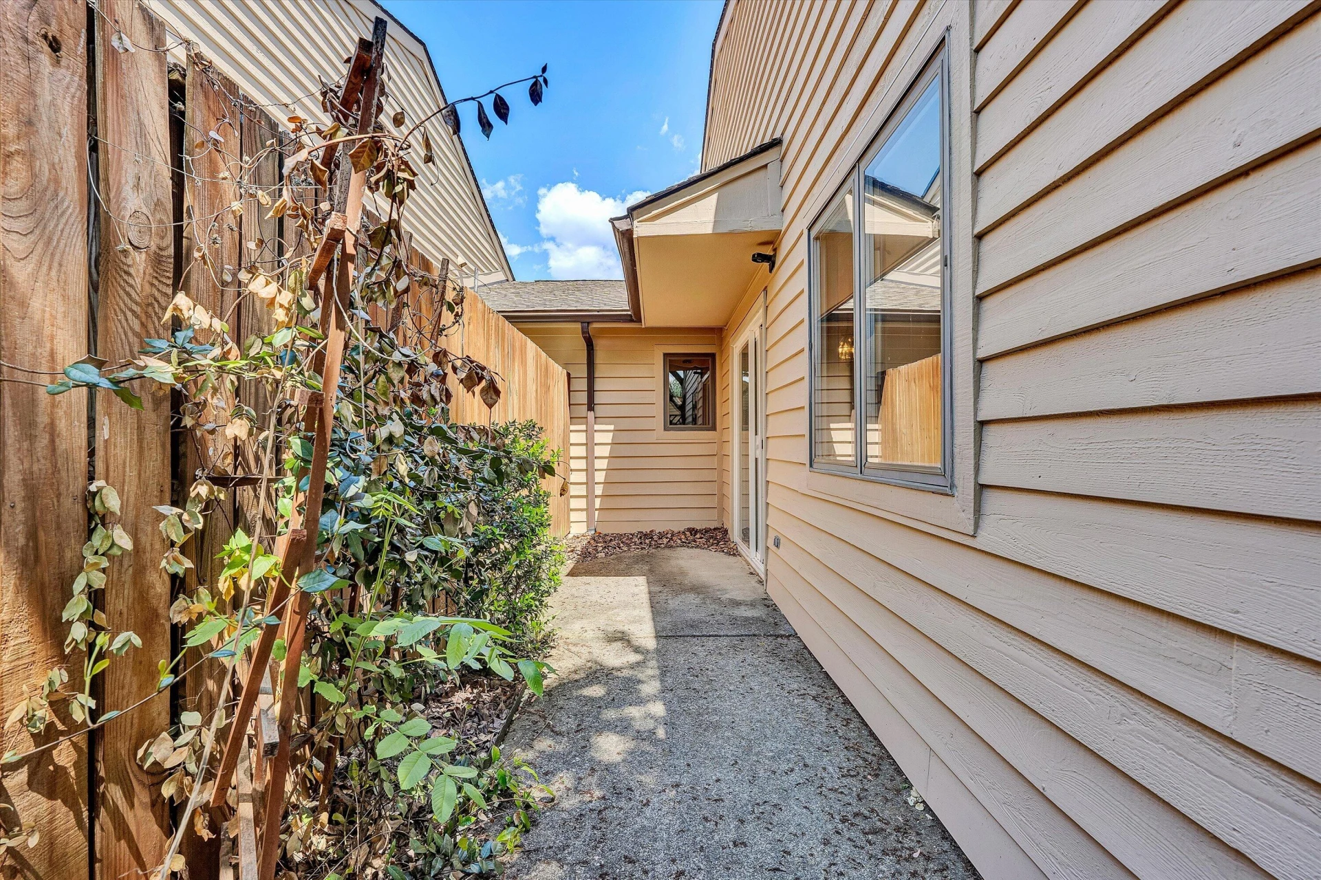 407 Windward DR SW - Photo 24