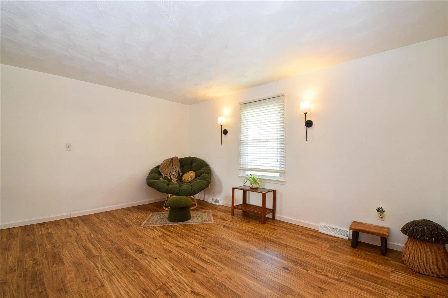 7125 Cedar Crest RD - Photo 12