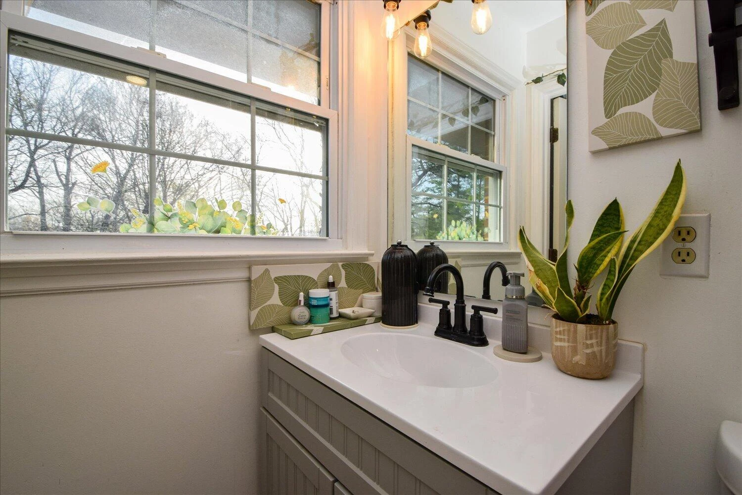 7125 Cedar Crest RD - Photo 18