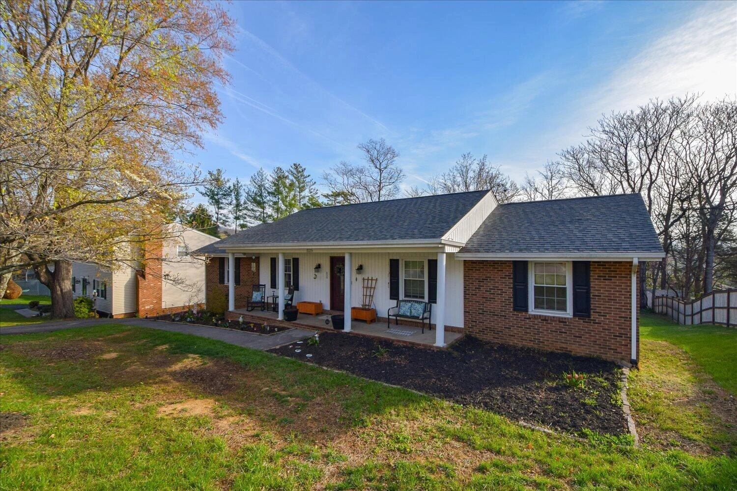 7125 Cedar Crest RD - Photo 24