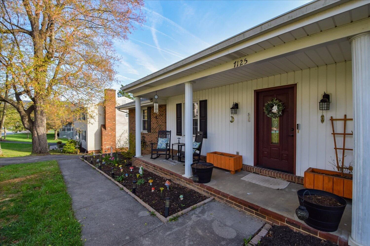 7125 Cedar Crest RD - Photo 25