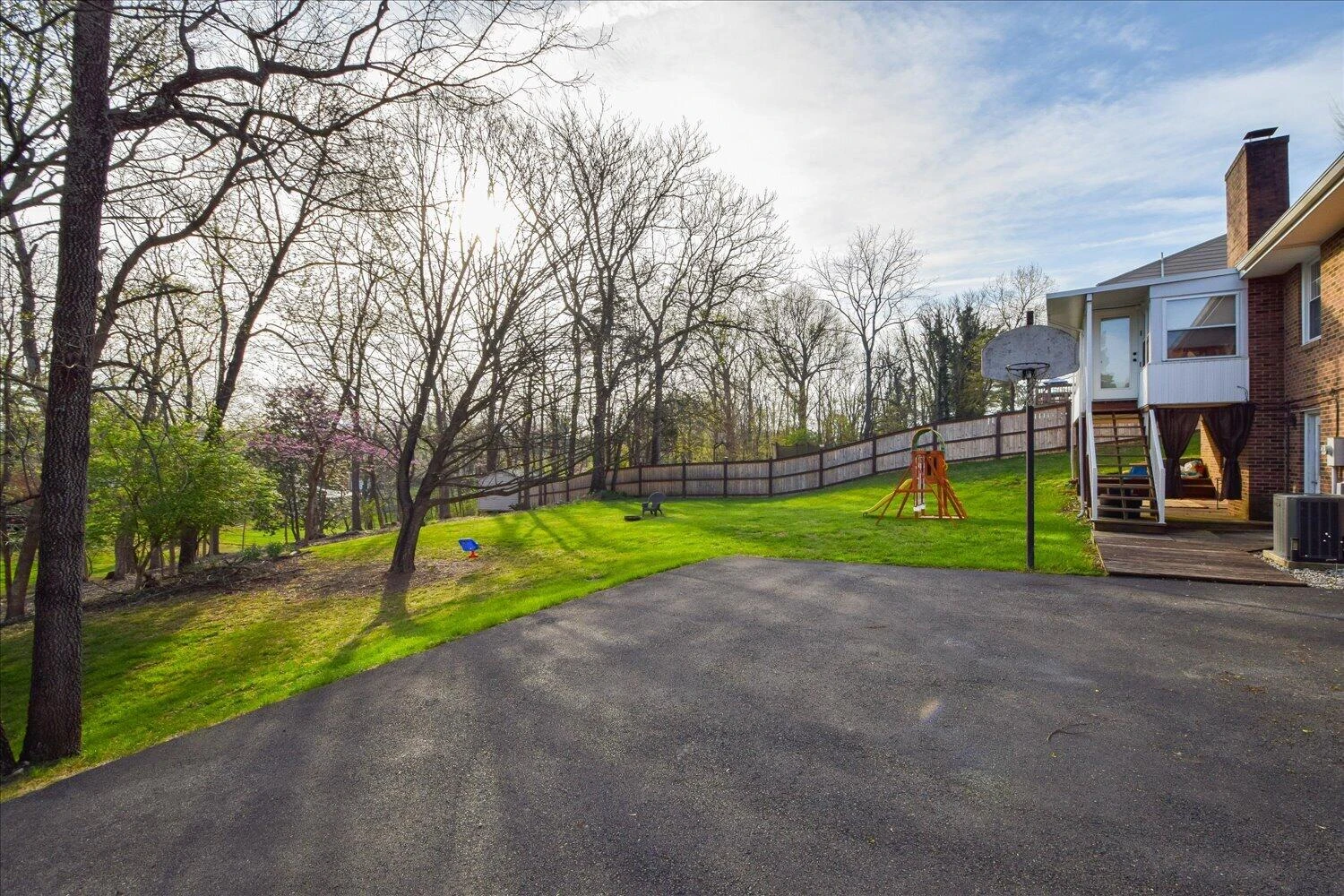 7125 Cedar Crest RD - Photo 29