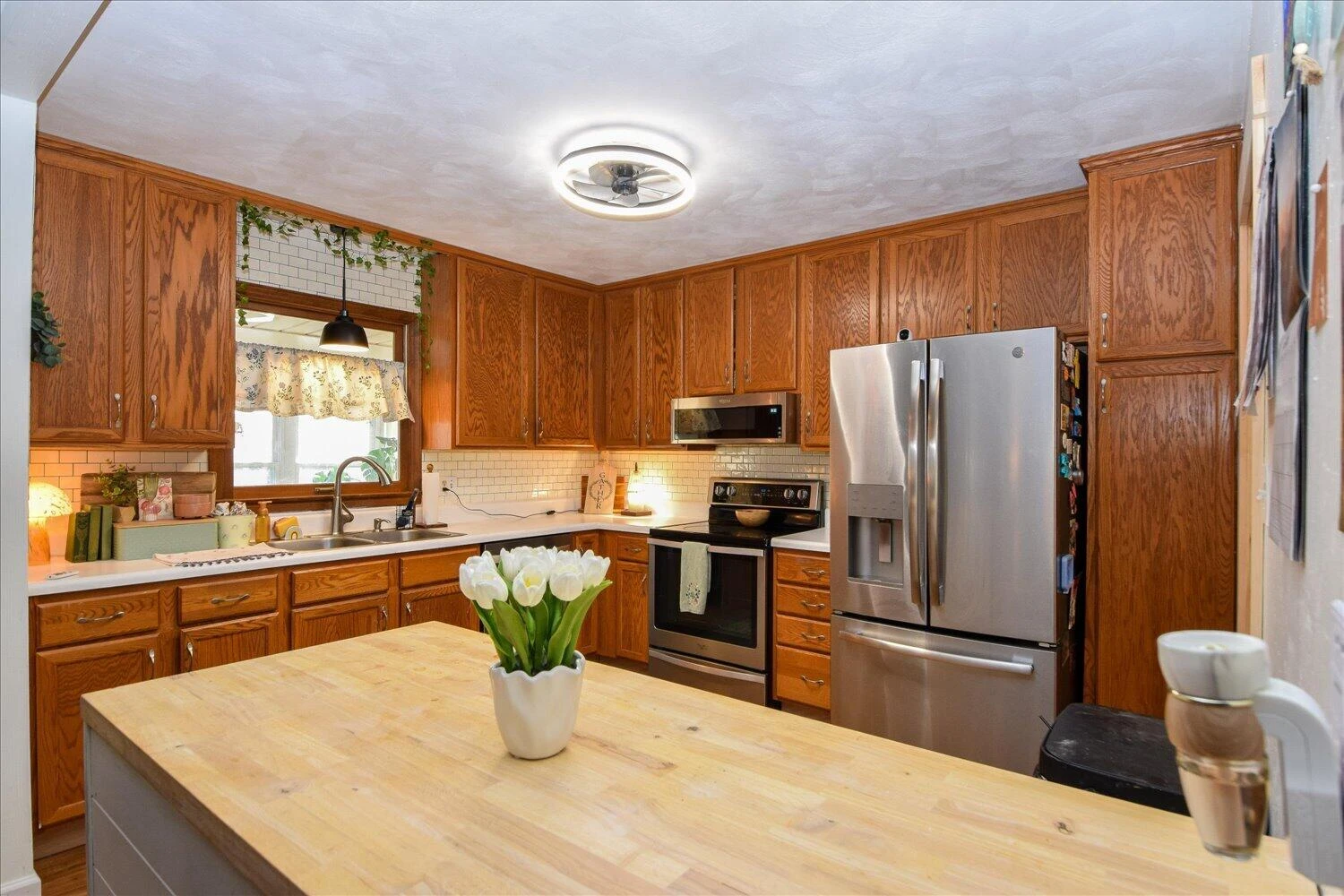 7125 Cedar Crest RD - Photo 6