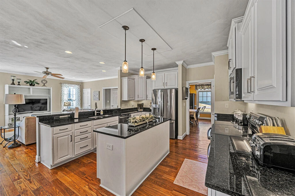 5244 Sundance RD - Photo 26