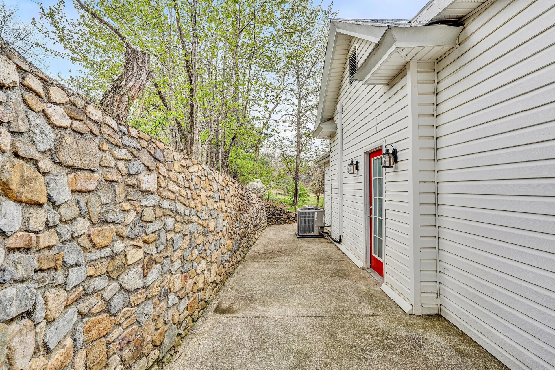 2238 Houston Mines RD - Photo 24