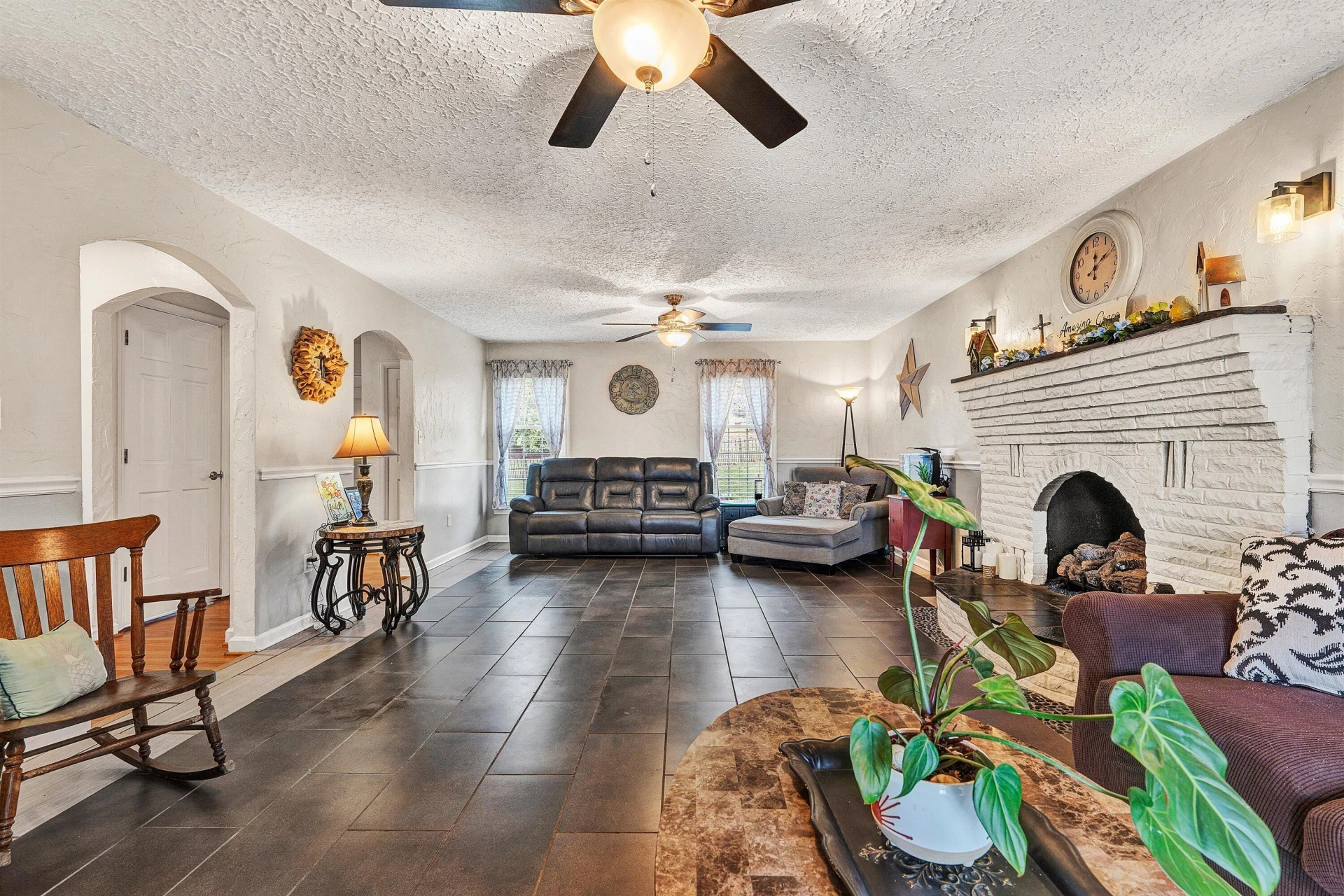 1005 Chestnut Mountain DR - Photo 11