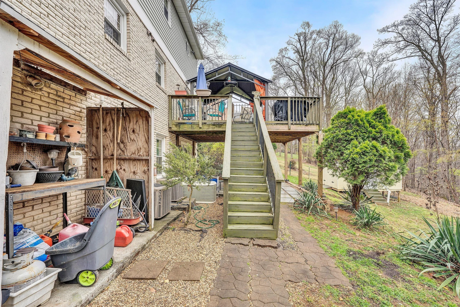 1005 Chestnut Mountain DR - Photo 41