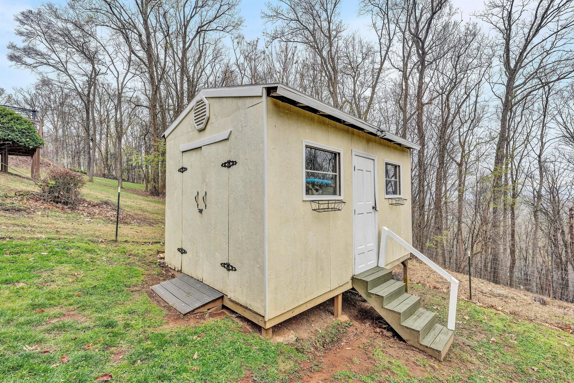 1005 Chestnut Mountain DR - Photo 44