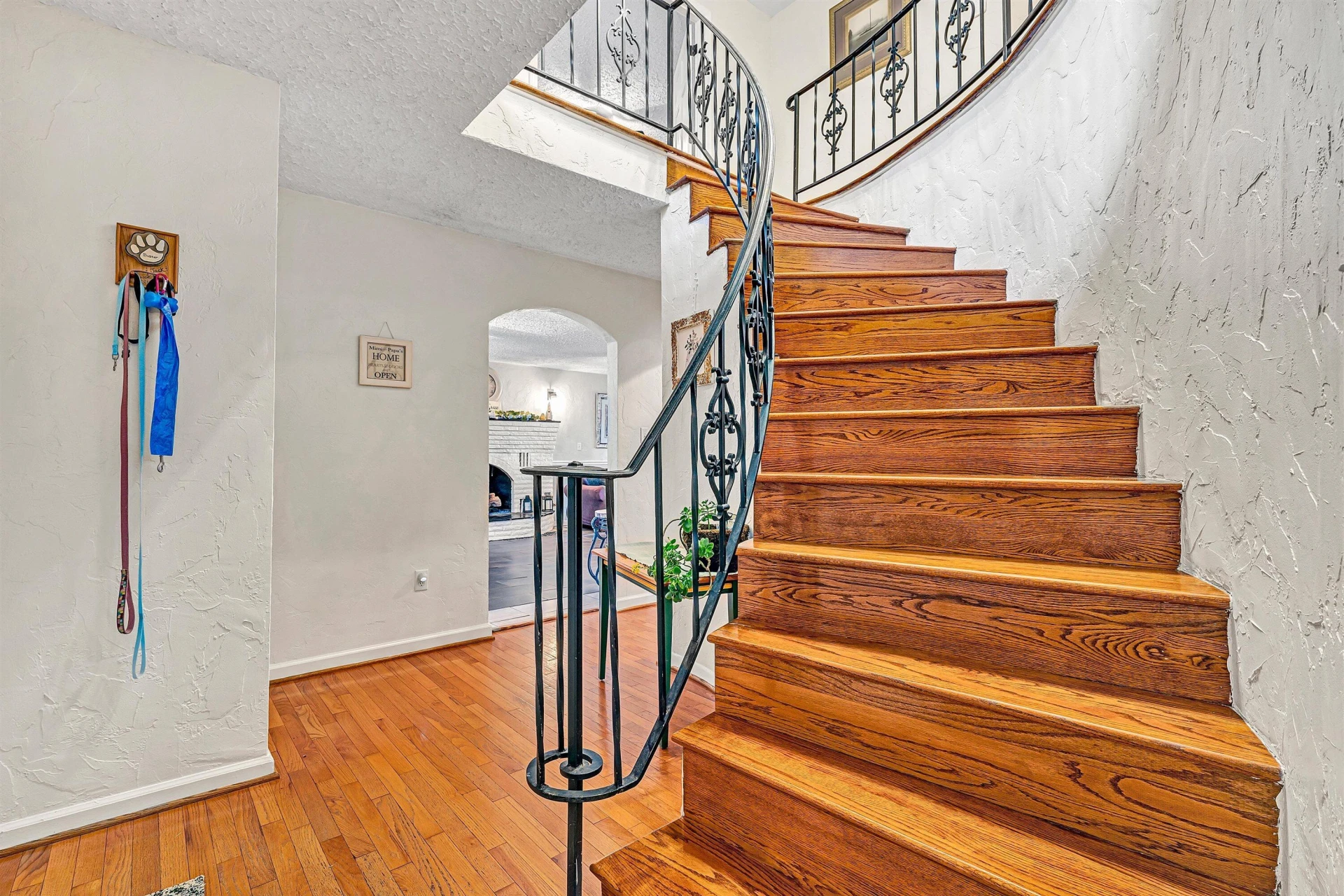 1005 Chestnut Mountain DR - Photo 8