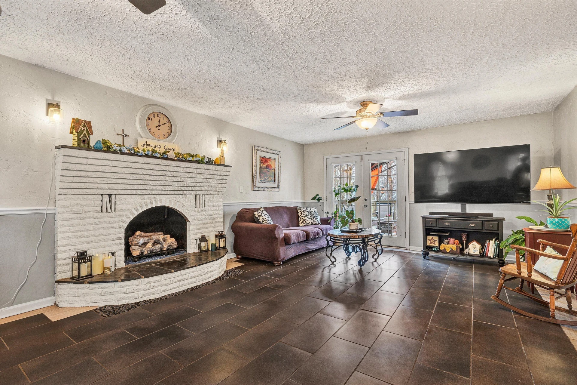1005 Chestnut Mountain DR - Photo 10