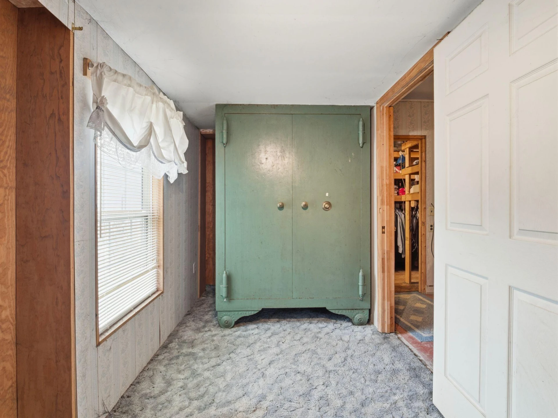 344 Slayton RD - Photo 29