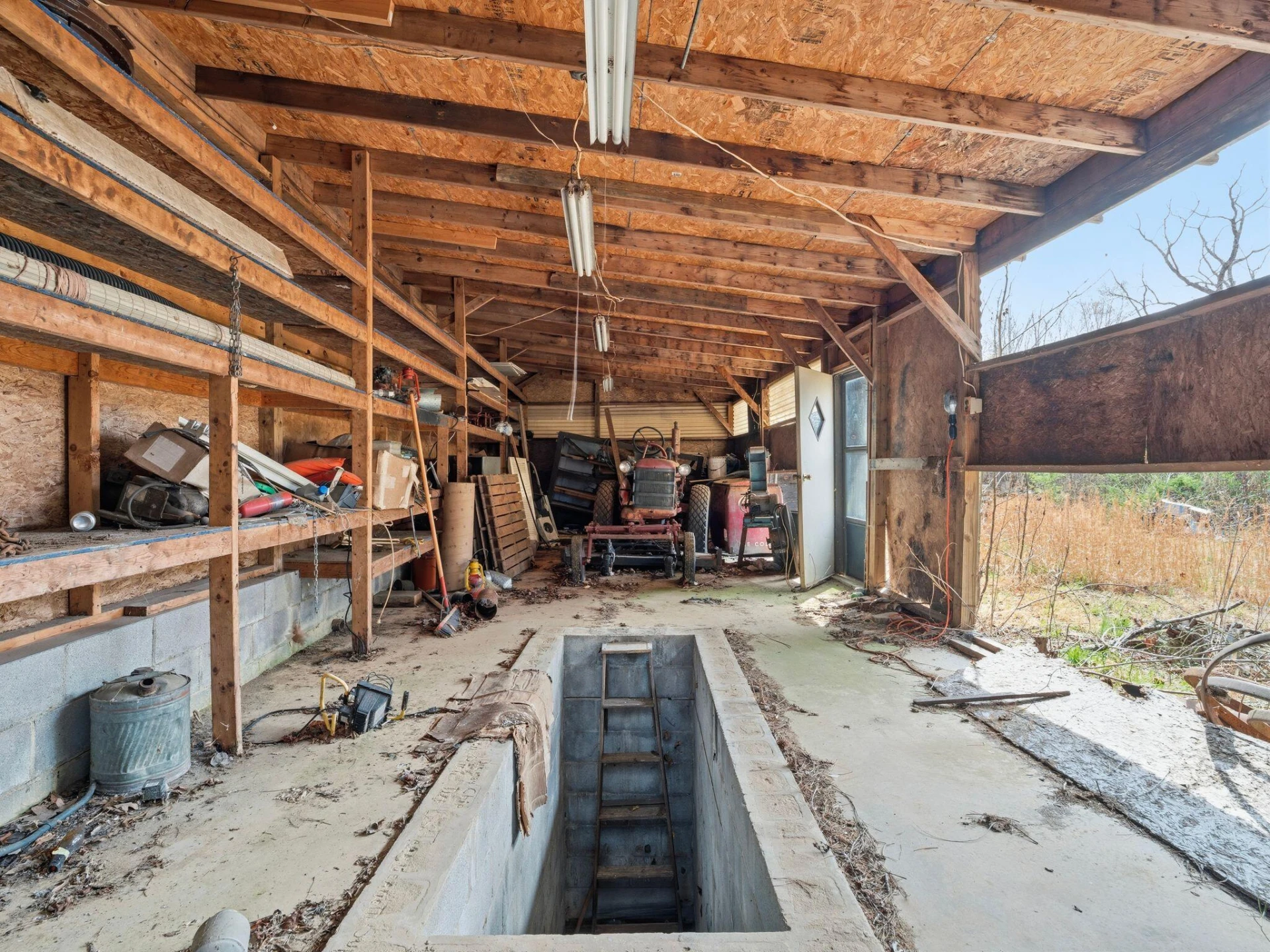 344 Slayton RD - Photo 35