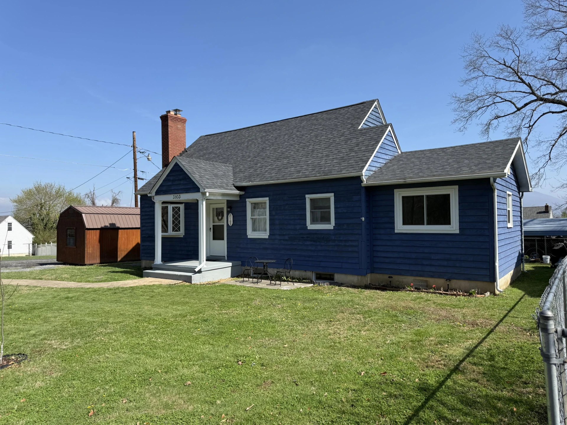3103 E Circle DR - Photo 2