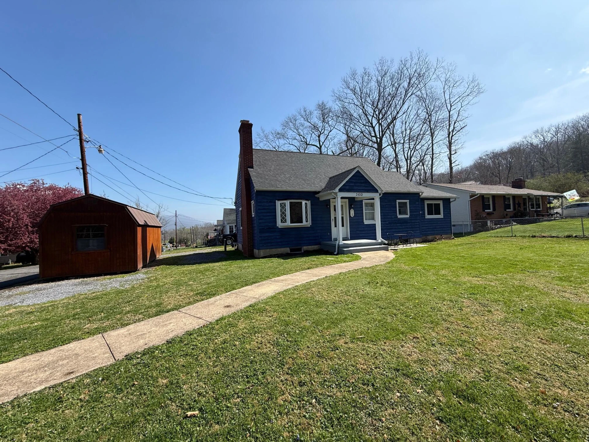 3103 E Circle DR - Photo 5