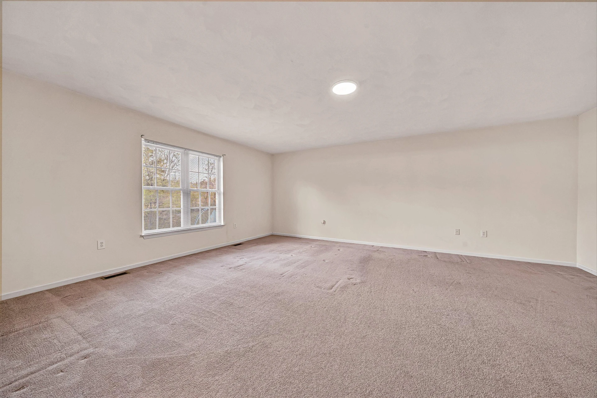 6940 Linn DR - Photo 17