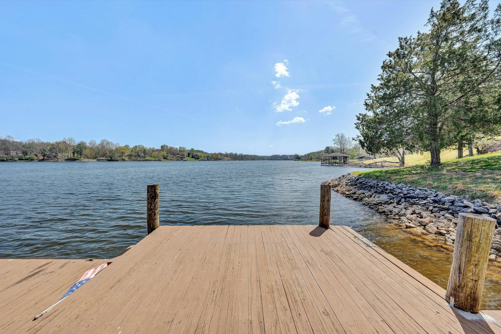 1351 Ellis RD - Photo 10