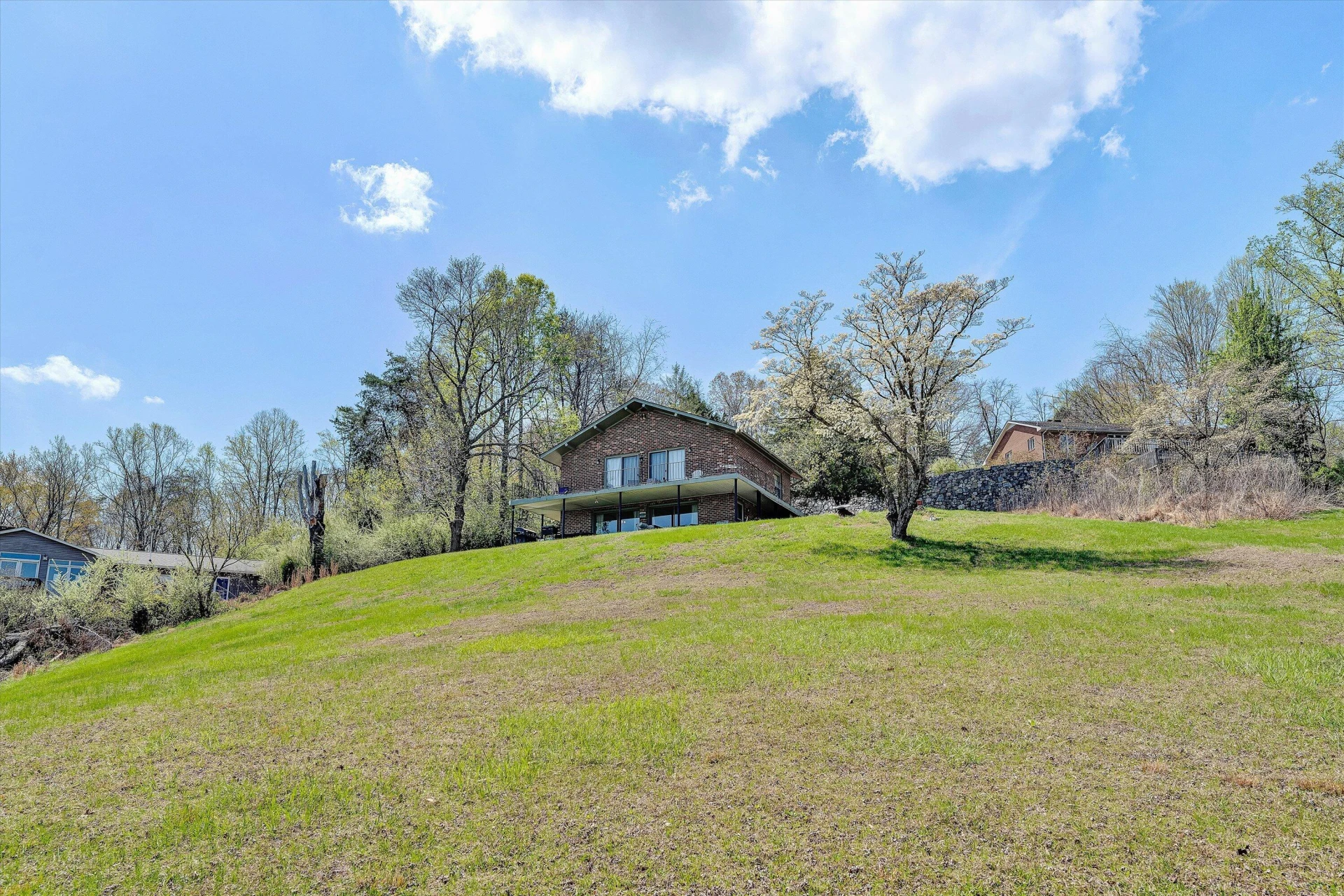 1351 Ellis RD - Photo 11