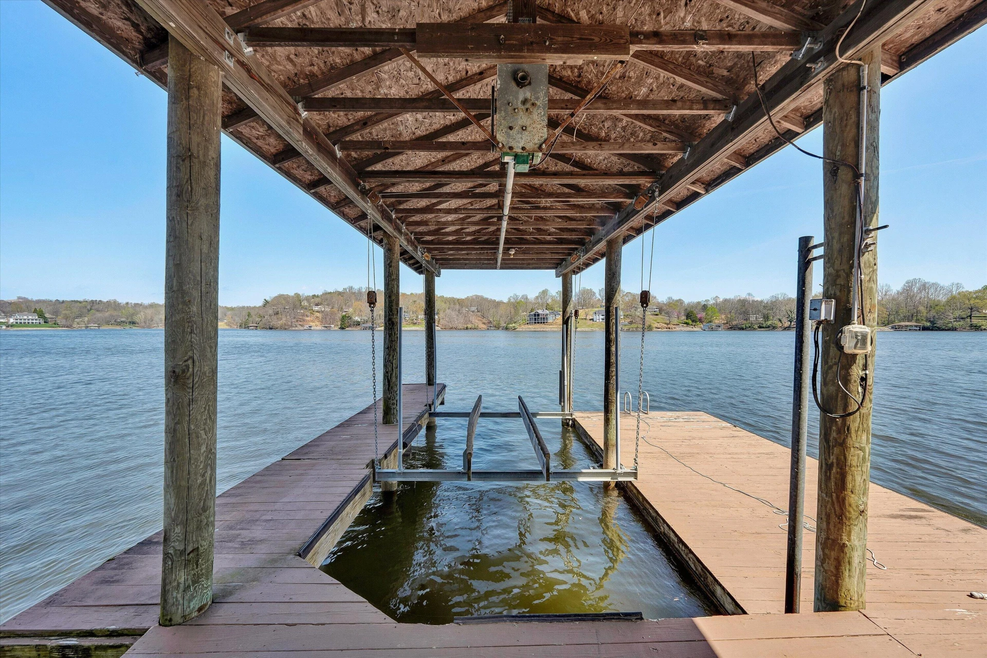 1351 Ellis RD - Photo 9