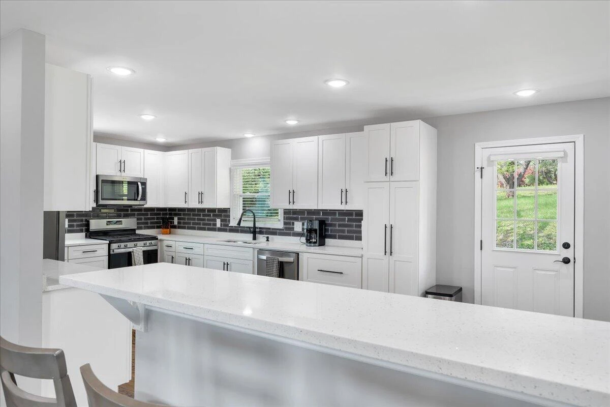 1531 Coral Ridge RD SW - Photo 18