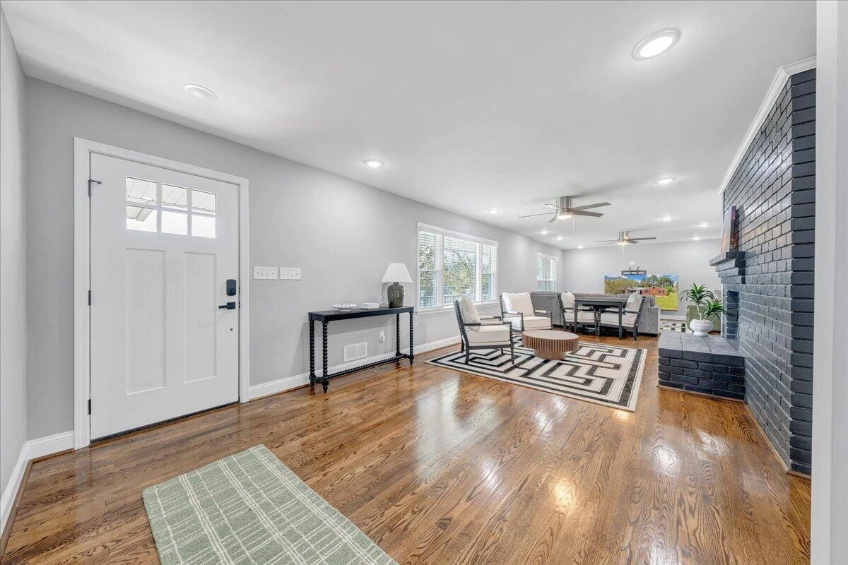 1531 Coral Ridge RD SW - Photo 8