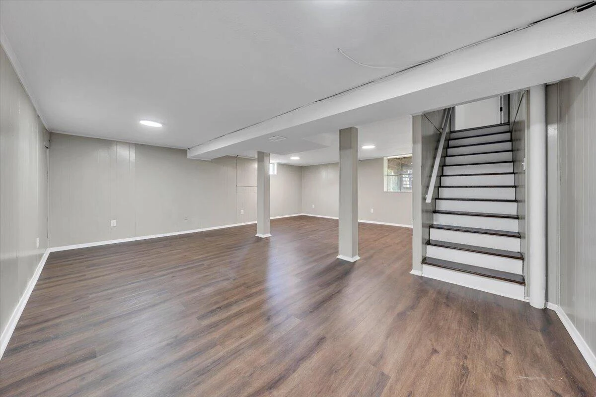 4417 Holmes ST NE - Photo 20