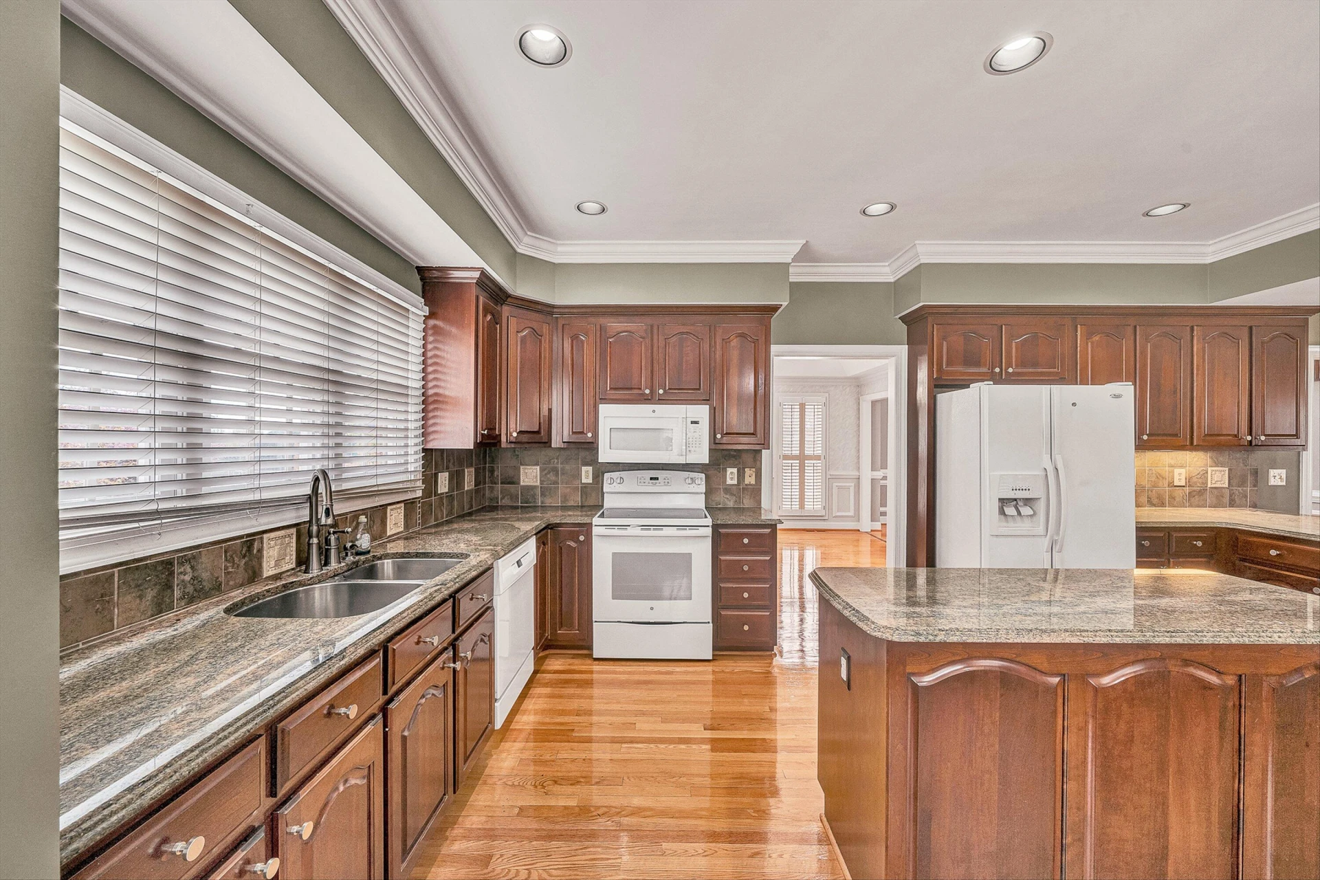 8317 Cardington DR - Photo 12