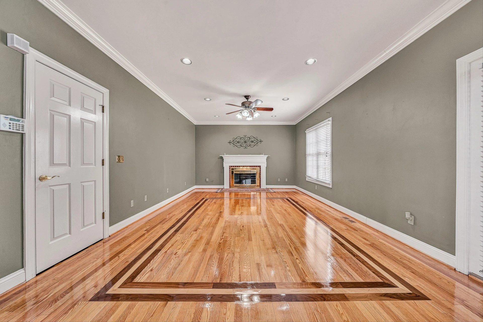 8317 Cardington DR - Photo 15