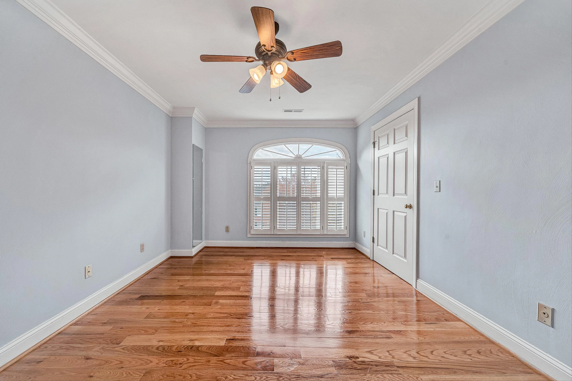 8317 Cardington DR - Photo 29