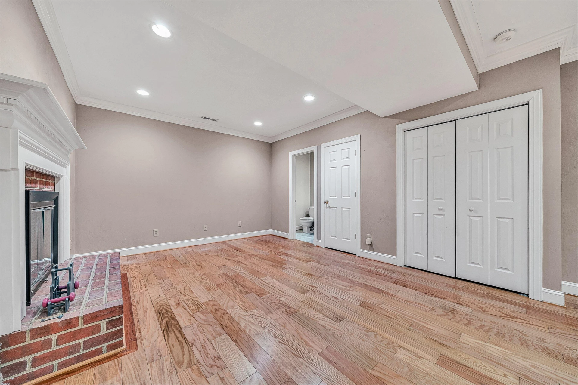8317 Cardington DR - Photo 33