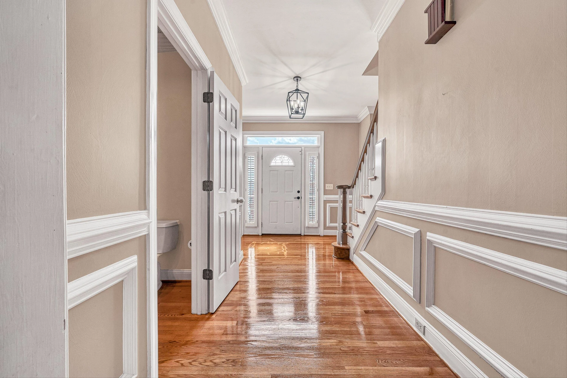 8317 Cardington DR - Photo 4