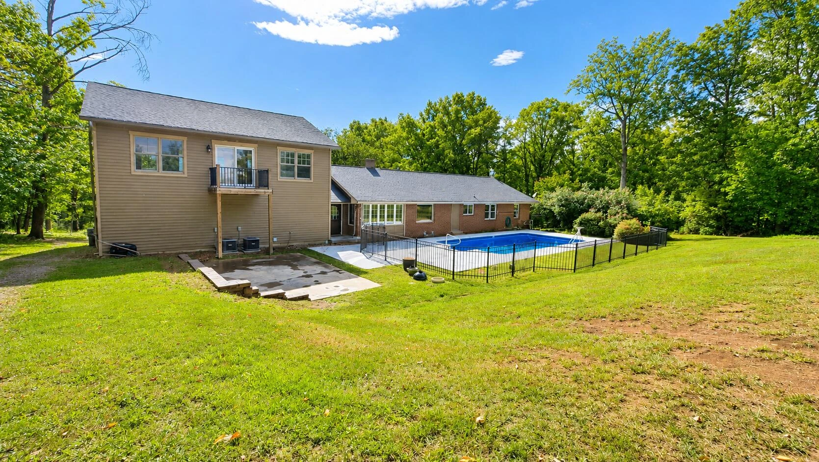 83 Springview CT - Photo 13