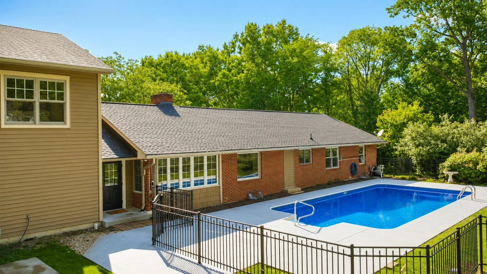 83 Springview CT - Photo 16