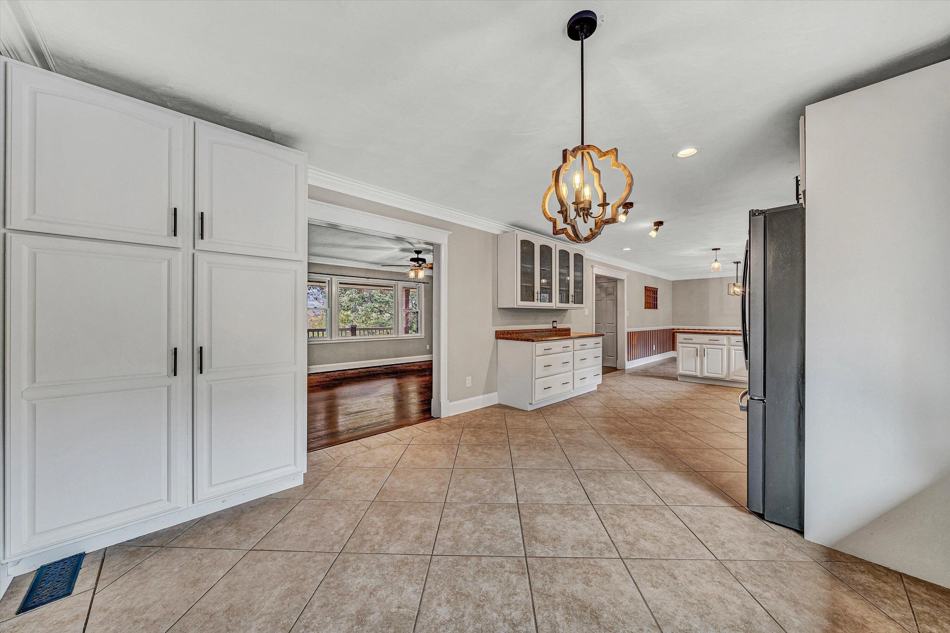 83 Springview CT - Photo 44